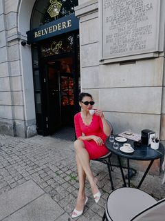 Anna Popek feet photo 14