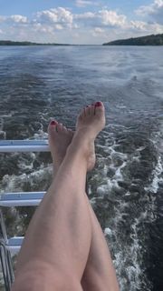 Anna Popek feet photo 7