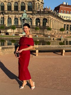 Anna Popek feet photo 5