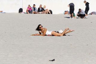 Anna Popek feet photo 3