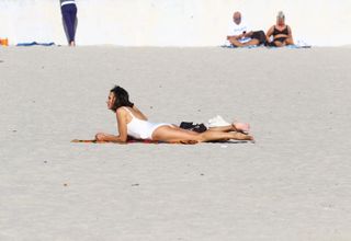 Anna Popek feet photo 1