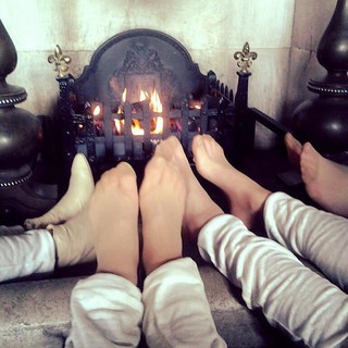 Anna Popplewell feet photo thumbnail