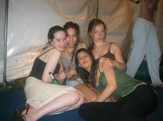 Anna Popplewell feet photo thumbnail