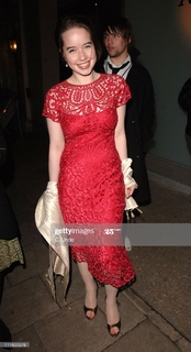 Anna Popplewell feet photo thumbnail