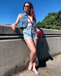 Anna Prosser feet photo 11