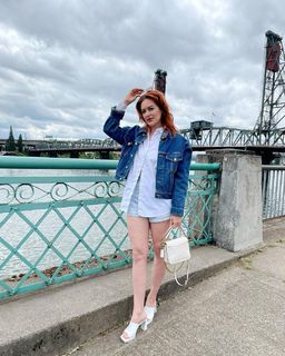 Anna Prosser feet photo 19