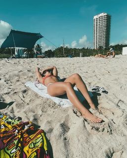 Anna Rodrigues feet photo 12