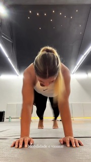 Anna Rodrigues feet photo 13