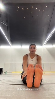 Anna Rodrigues feet photo 11