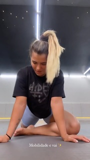 Anna Rodrigues feet photo 1