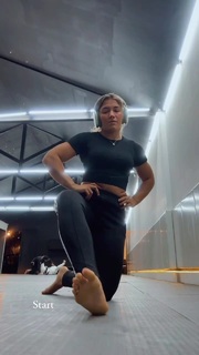 Anna Rodrigues feet photo 14