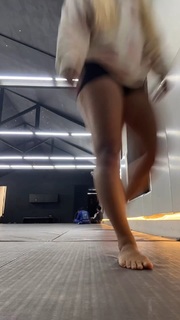 Anna Rodrigues feet photo 5