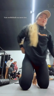 Anna Rodrigues feet photo 6
