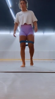 Anna Rodrigues feet photo 8