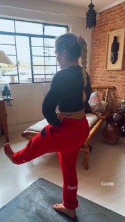Anna Rodrigues feet photo 12