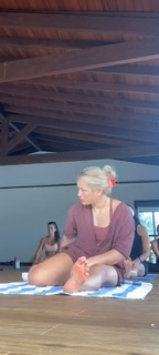 Anna Rodrigues feet photo 14