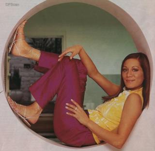 Anna Ryder Richardson feet photo 3