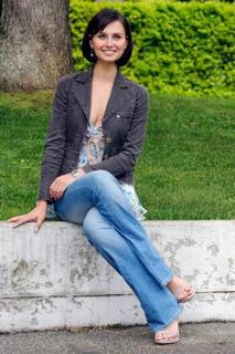 Anna Safroncik feet photo thumbnail