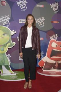 Anna Safroncik feet photo thumbnail