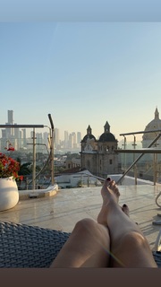 Anna Safroncik feet photo thumbnail