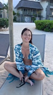 Anna Safroncik feet photo thumbnail