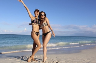 Anna Sawai feet photo thumbnail