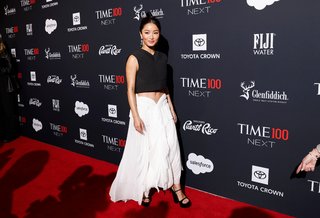 Anna Sawai feet photo thumbnail