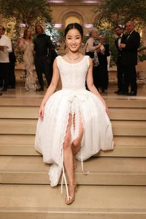 Anna Sawai feet photo thumbnail