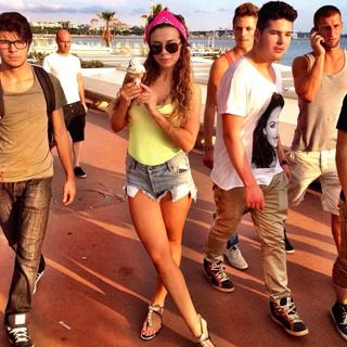 Anna Sedokova feet photo thumbnail