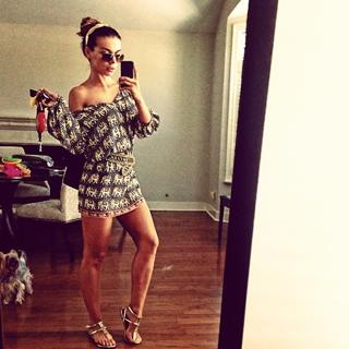 Anna Sedokova feet photo thumbnail