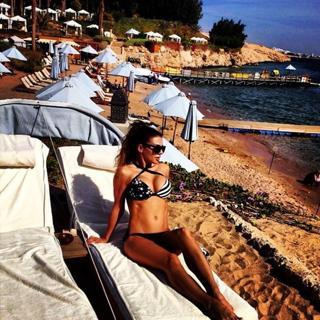 Anna Sedokova feet photo thumbnail