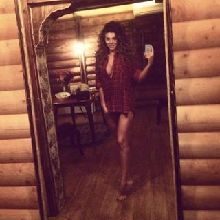 Anna Sedokova feet photo thumbnail