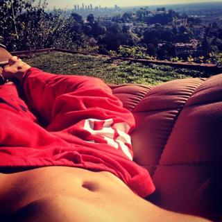 Anna Sedokova feet photo thumbnail