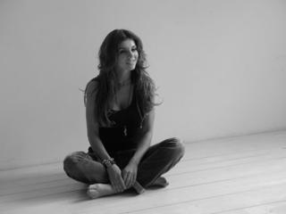 Anna Sedokova feet photo thumbnail