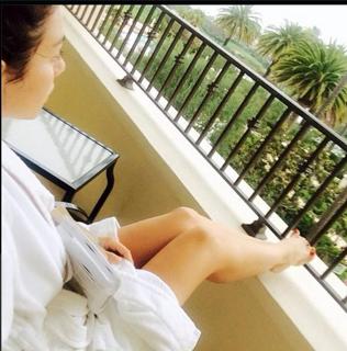 Anna Sedokova feet photo thumbnail