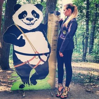 Anna Sedokova feet photo thumbnail