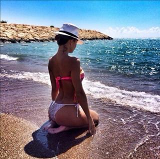 Anna Sedokova feet photo thumbnail