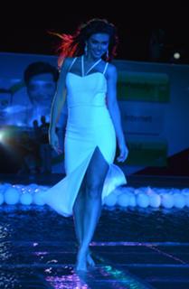 Anna Sedokova feet photo thumbnail