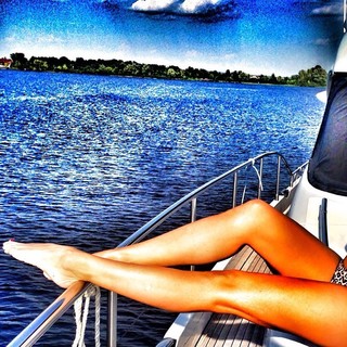 Anna Sedokova feet photo thumbnail