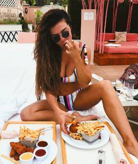 Anna Sedokova feet photo thumbnail