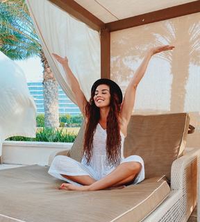 Anna Sedokova feet photo thumbnail