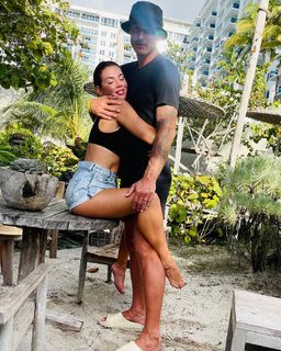 Anna Sedokova feet photo thumbnail