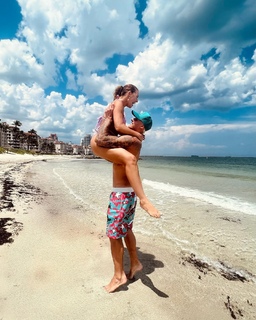 Anna Sedokova feet photo thumbnail