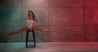 Anna Sedokova feet photo thumbnail