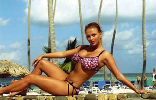 Anna Semenovich feet photo thumbnail