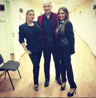 Anna Semenovich feet photo thumbnail