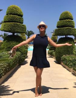 Anna Semenovich feet photo thumbnail