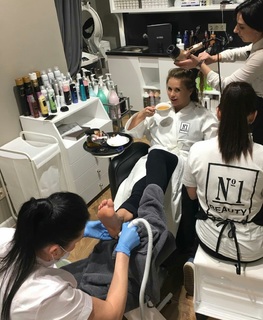 Anna Semenovich feet photo thumbnail