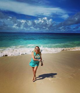 Anna Semenovich feet photo thumbnail