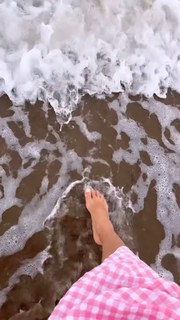 Anna Semenovich feet photo thumbnail